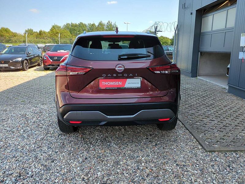 Nissan Qashqai 1.3 DIG-T MHEV N-Connecta ACC AUT Navi