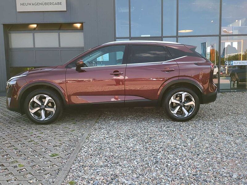 Nissan Qashqai 1.3 DIG-T MHEV N-Connecta ACC AUT Navi