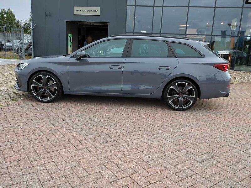 CUPRA Leon ST 2.0 TSI 4Drive VZ AHK Navi LM ACC Kamera