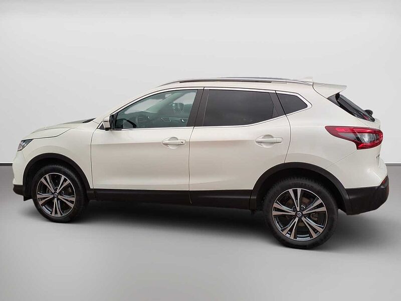 Nissan Qashqai 1.3 DIG-T N-Connecta Navi Pano PDC Kam.