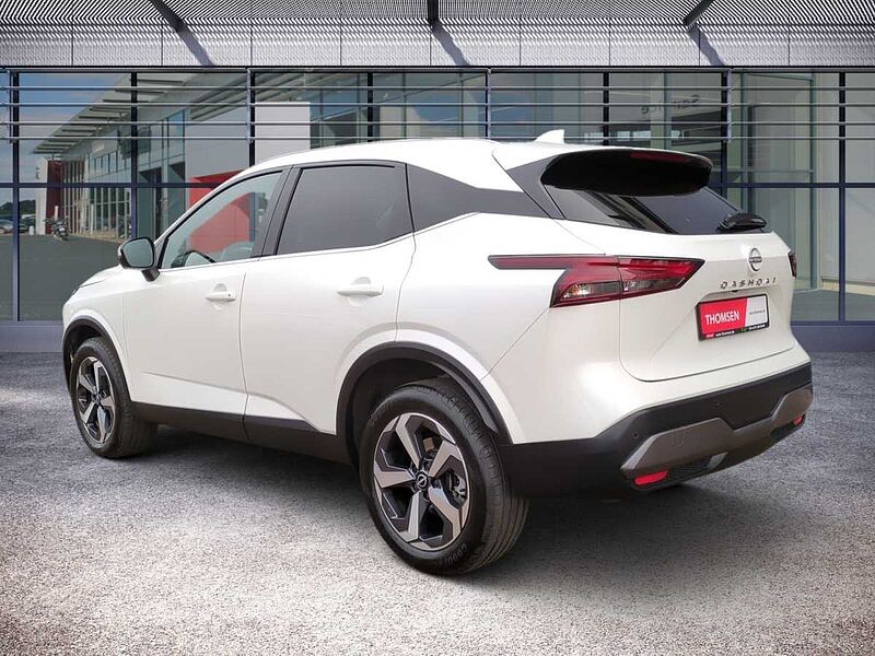 Nissan Qashqai 1.3 DIG-T MHEV N-Connecta ACC AUT Navi