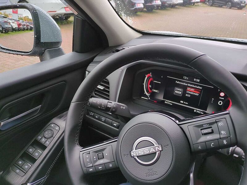 Nissan Qashqai 1.3 DIG-T MHEV N-Connecta ACC Navi LED