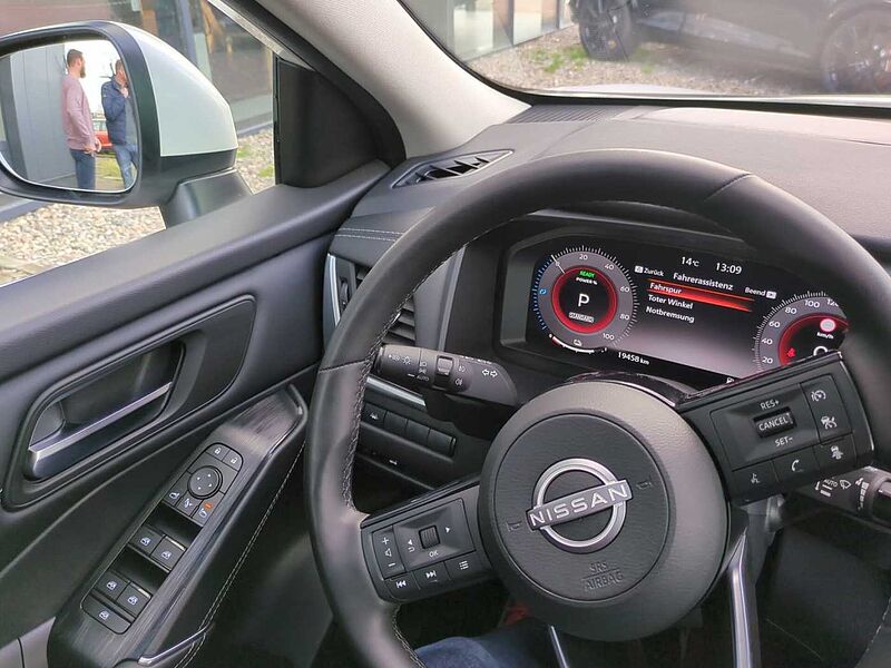 Nissan Qashqai 1.5 VC-T N-Connecta e-Power ACC AUT LED