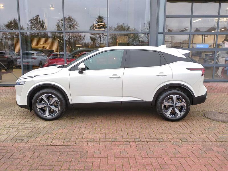 Nissan Qashqai 1.3 DIG-T MHEV N-Connecta ACC Navi LED