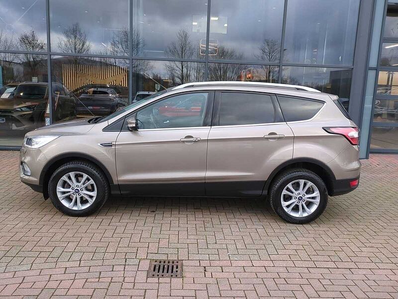 Ford Kuga 1.5 EcoBoost Titanium Navi AUT Winterp. LM Titanium