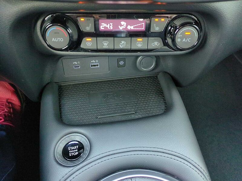 Nissan Juke 1.0 DIG-T N-Connecta Tech-Pak. LED Navi 360 N-Connecta