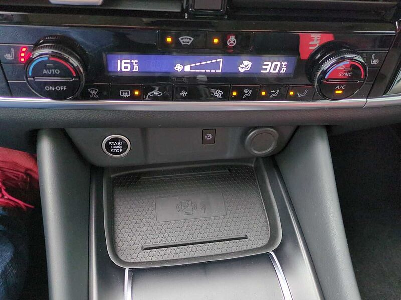 Nissan Qashqai 1.3 DIG-T MHEV N-Connecta Navi LED ACC N-Connecta